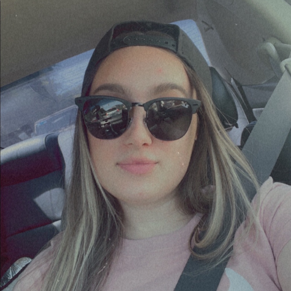 Meet your Posher, Nikki